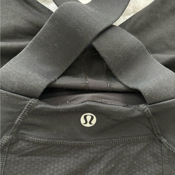Lululemon Tank - Picture 4 of 6
